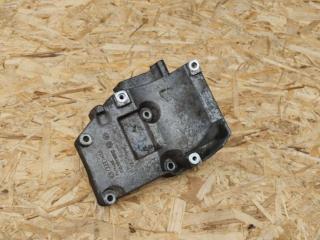 кронштейн компрессора кондиционера Volkswagen Passat B5 2001, 1.9 л., TDi, дизель, МКПП, 038260885C, 038260885B