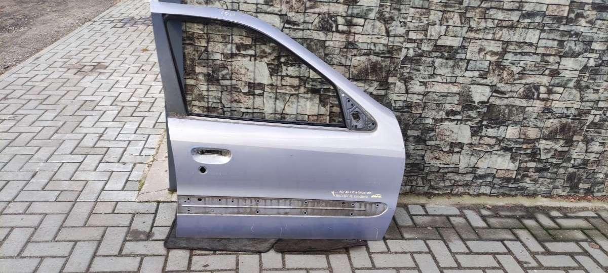 Дверь передняя правая Citroen Xsara купить в Беларуси
