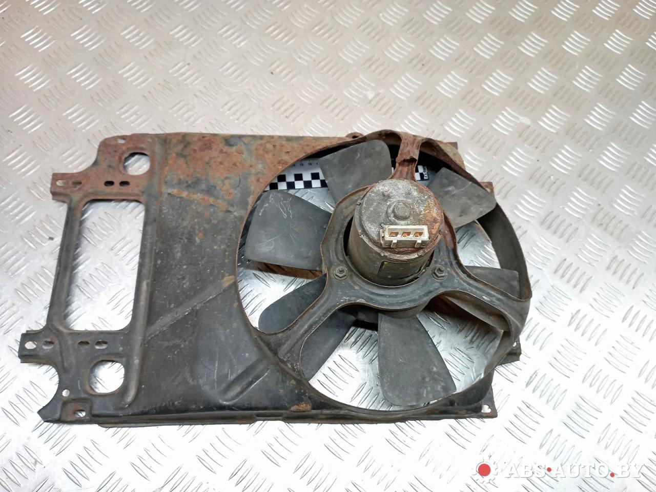 Вентилятор радиатора основного Audi 90 B4 купить в Беларуси
