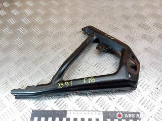 кронштейн двигателя Mercedes-Benz E-Класс W211/S211 2003, 2.2 л., OM 646.961, дизель, АКПП, седан, A6110981729