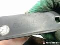 петля капота правая Mercedes-Benz A W168 1 поколение (1997-2001) 2001, 1.4 л., бензин, АКПП, хетчбэк 5 дв., A1688800228 - фото №3