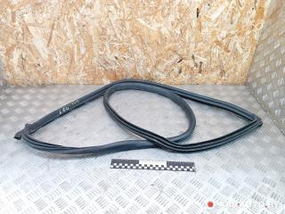 уплотнитель двери Mini Cooper 1 поколение 2003, 1.6 л., W10 B16 A, бензин, МКПП, 51717039864