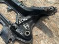 балка подвески передняя (подрамник) Peugeot 406 1 поколение [рестайлинг] 2002, 2.0 л., дизель, МКПП, универсал - фото №4