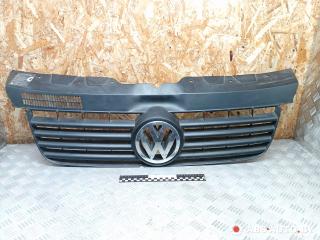 решетка радиатора Volkswagen Transporter T5 2004, 7H0807101