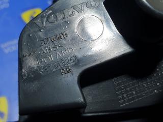 накладка на порог внутренняя Volvo V60 1 поколение [рестайлинг] 2015, 2.0 л., дизель, МКПП, серебро, универсал, правый руль, 31306758