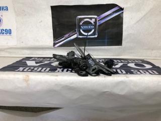 петля двери Volvo XC60 1 поколение 2010, 2.4 л., дизель, АКПП, универсал