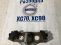 кронштейн глушителя Volvo V70 2 поколение [рестайлинг] 2008, 2.4 л., D 5244 T, дизель, АКПП, универсал - фото №3