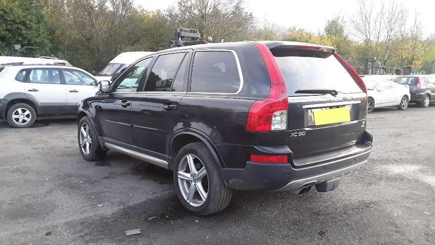 накладка колесной арки задний правый Volvo XC90 1 поколение 2006, 2.4 л., дизель, АКПП, темно-синий, универсал - фото №1