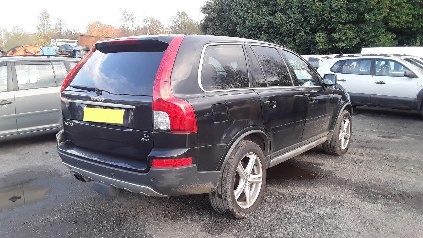 накладка колесной арки задний правый Volvo XC90 1 поколение 2006, 2.4 л., дизель, АКПП, темно-синий, универсал - фото №1