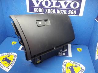 бардачок Volvo S60 2 поколение [рестайлинг] 2015, 2.0 л., бензин, АКПП, черный, седан