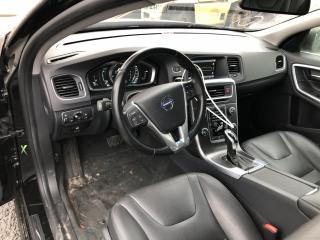 потолок Volvo S60 2 поколение [рестайлинг] 2015, 2.0 л., бензин, АКПП, черный, седан