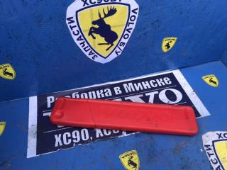 знак аварийной остановки Volvo XC60 1 поколение 2010, 2.4 л., дизель, АКПП, черный, универсал