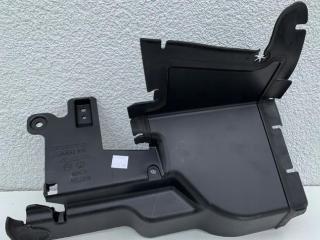 пластик Volvo XC70 3 поколение [рестайлинг] 2014, 2.0 л., дизель, МКПП, универсал, 31383692