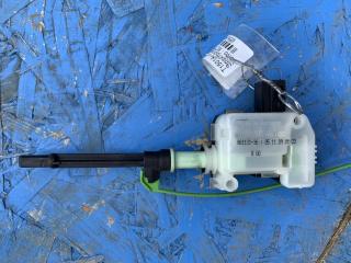 активатор замка крышки топливного бака Volvo XC70 3 поколение 2010, 2.4 л., дизель, АКПП, универсал, 86113136