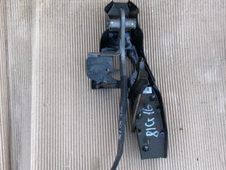 педаль Volvo S80 2 поколение 2008, 2.4 л., D 5244 T4, дизель, АКПП, седан, 31202467