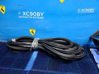 уплотнитель двери Volvo XC90 2 поколение 2019, 2.0 л., бензин, АКПП, белый 707, внедорожник 5 дв., полный подключаемый привод