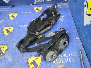 петля капота левая Volvo V60 2 поколение 2021, 2.0 л., B 4204 T38, бензин, АКПП, универсал, полный привод, правый руль, 32277035
