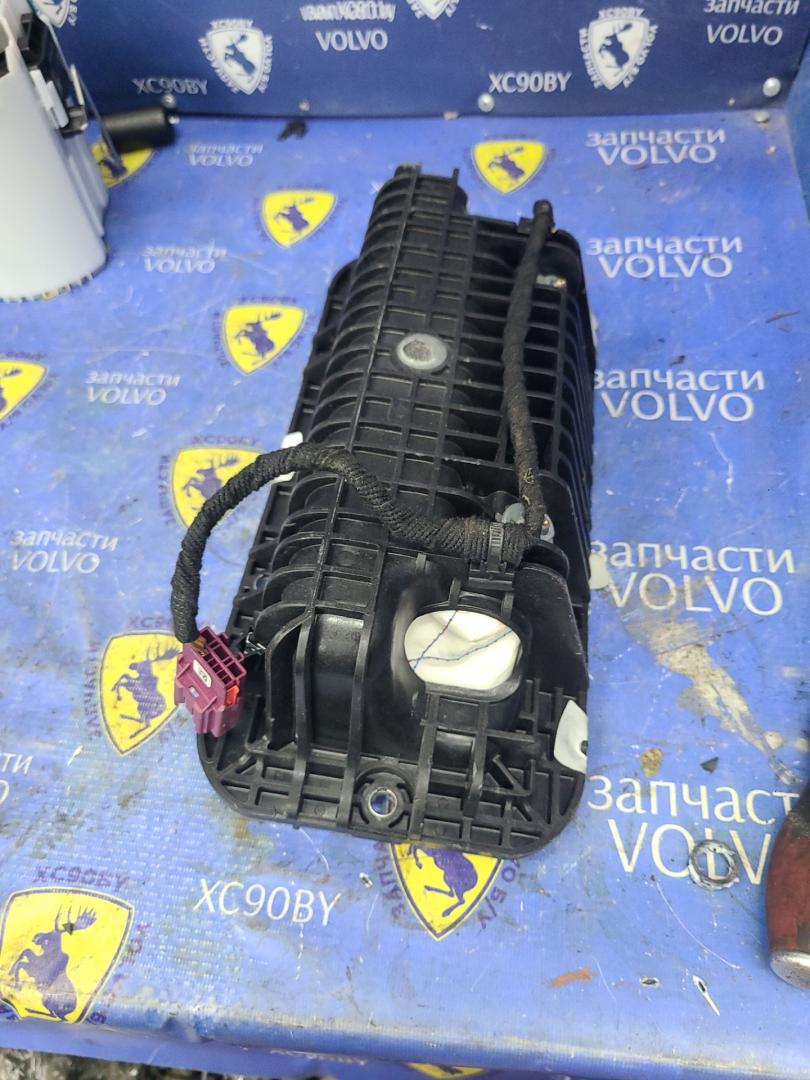 подушка безопасности пассажира Volvo V60 2 поколение 2021, 2.0 л., B 4204 T38, бензин, АКПП, универсал, полный привод, правый руль, 31663065, 34196920 - фото №1