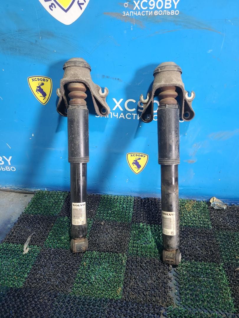 амортизатор задний Volvo XC60 2 поколение 2020, 2.0 л., D4204T14, дизель, чёрный 717-46, внедорожник 5 дв., полный привод, правый руль, P32213635 - фото №1