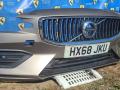 бампер передний Volvo V60 2 поколение 2021, 2.0 л., B 4204 T38, бензин, АКПП, универсал, полный привод, правый руль, 31690589 - фото №2
