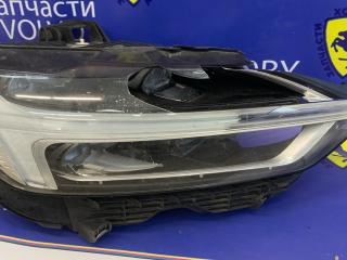 фара правая Volvo XC60 2 поколение 2020, 2.0 л., D4204T14, дизель, чёрный 717-46, внедорожник 5 дв., полный привод, правый руль