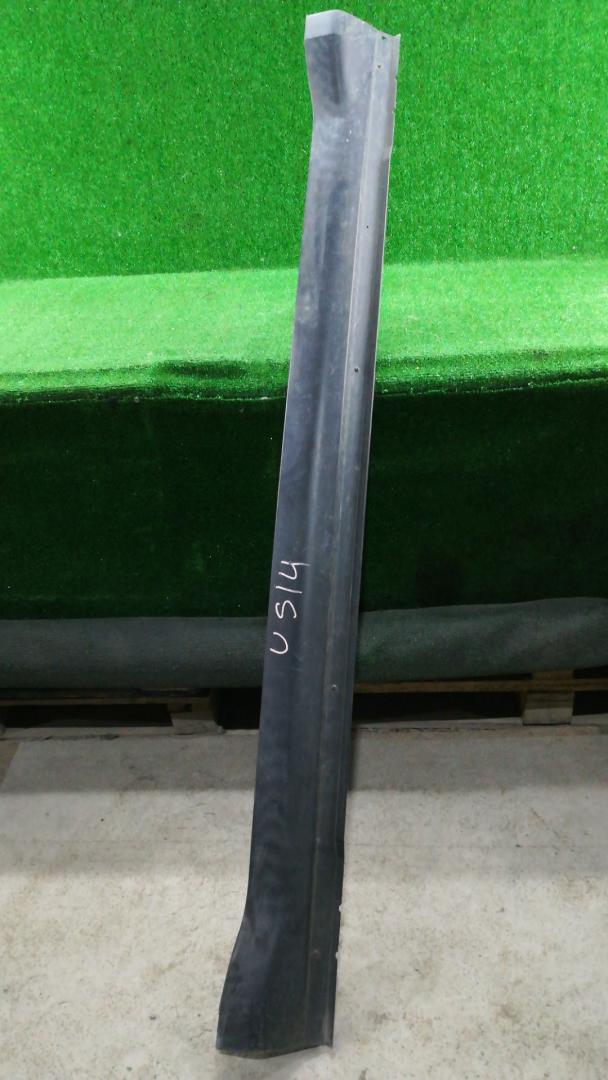 накладка на порог Chrysler Town and Country 4 поколение 2005, 3.8 л., EGH, бензин, АКПП, передний привод - фото №1