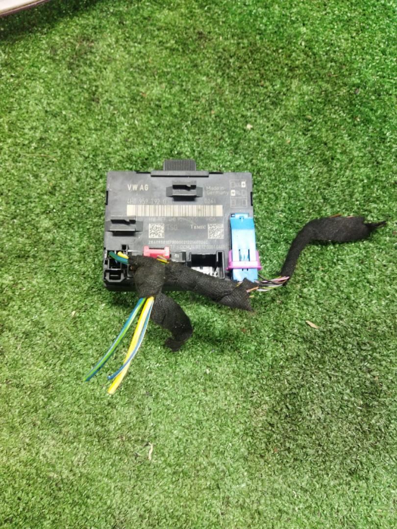 модуль управления двери Audi A8 D4/4H 2012, 4H0959792G - фото №1