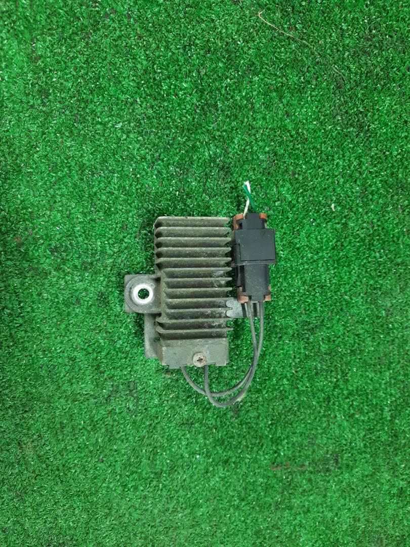 реле бензонасоса Subaru Forester 3 поколение (SH) 2010, 2.5 л., EJ253, бензин, АКПП, голубой, хетчбэк 5 дв., полный привод - фото №1