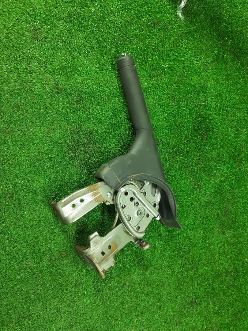 рычаг ручного тормоза (ручника) Suzuki SX4 1 поколение 2006, 2.0 л., J20A, бензин, АКПП, золотистый, полный привод - фото №1