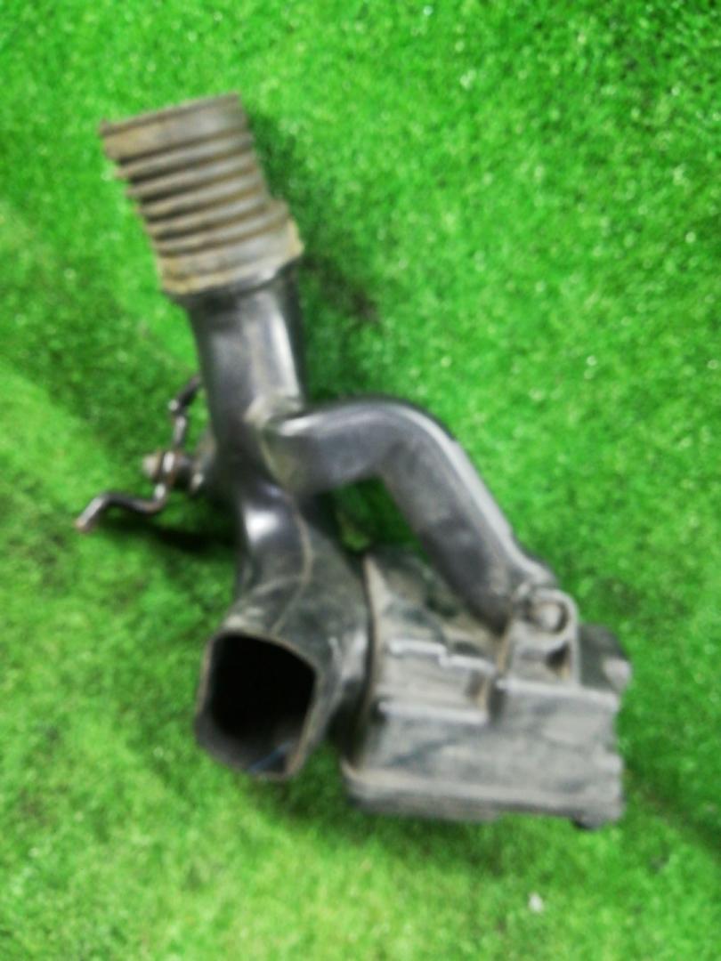 резонатор воздушного фильтра Honda CR-V 3 поколение 2008, 2.4 л., K24Z1, бензин, АКПП, черный, внедорожник 5 дв., полный привод, правый руль - фото №1