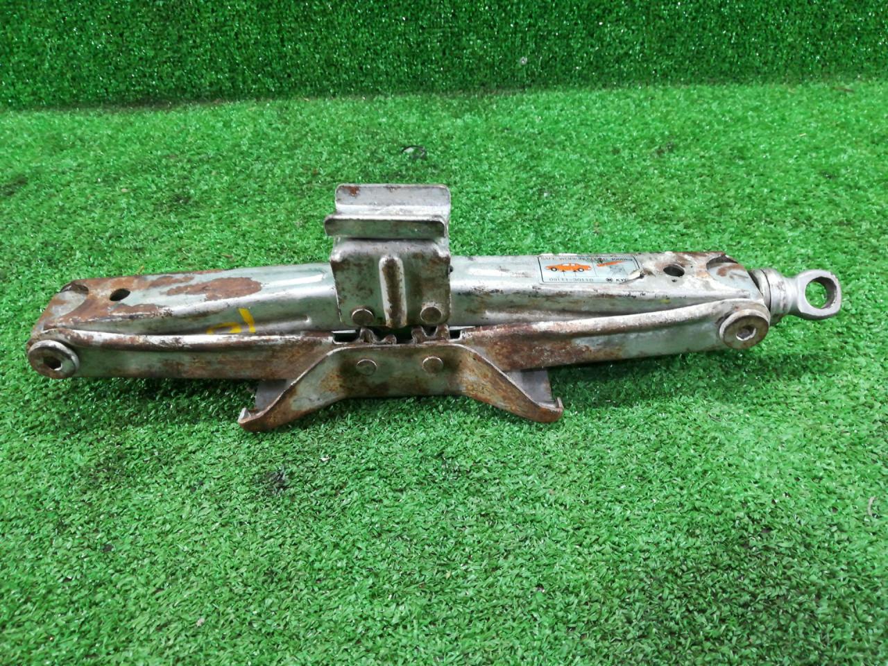 домкрат Ford Mondeo 4 поколение 2010, 2.3 л., SEBA, бензин, АКПП, серебристый, универсал, передний привод, правый руль - фото №1