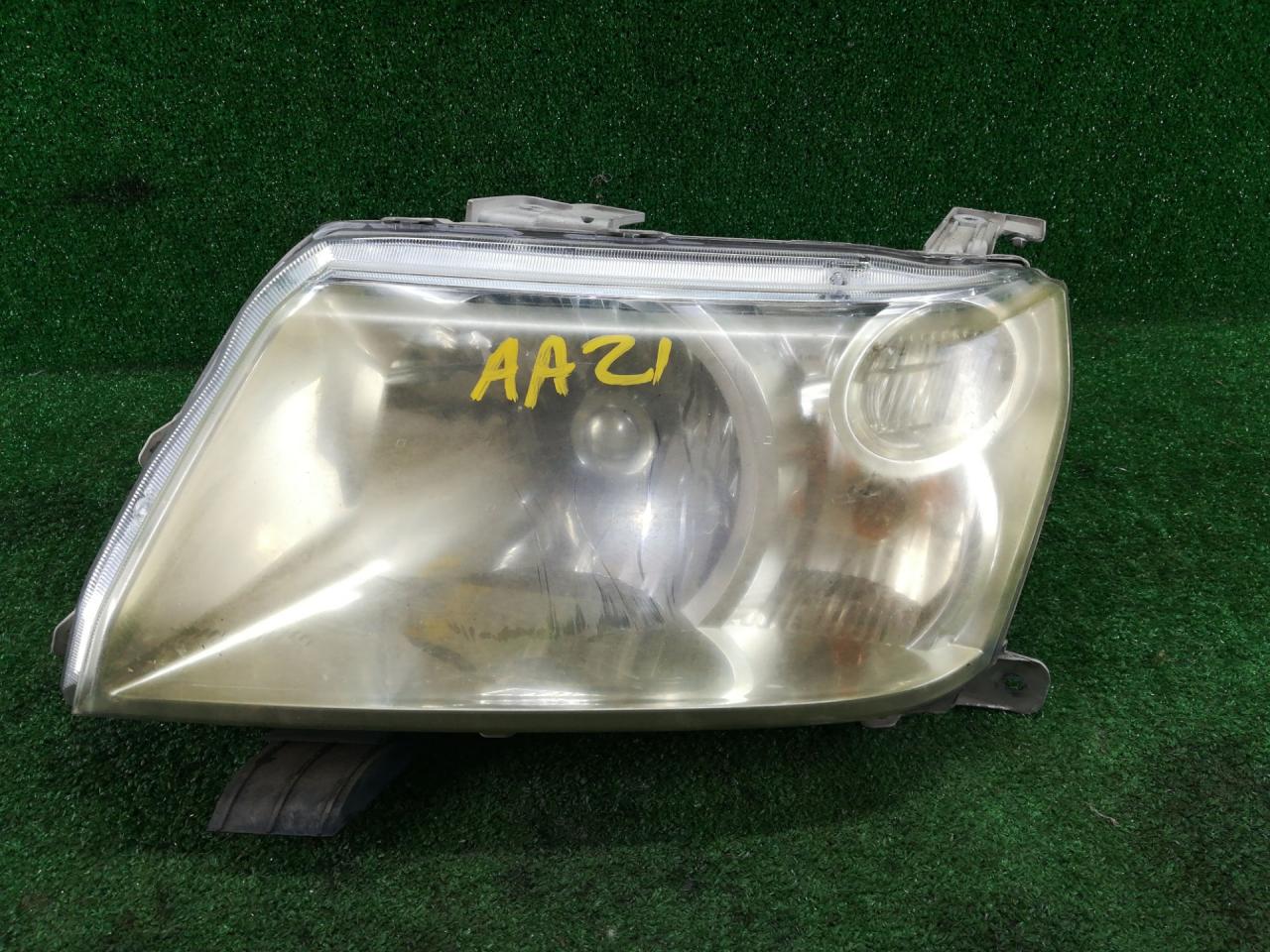 фара левая Suzuki Grand Vitara 2 поколение 2007, 1.6 л., M16A, бензин, МКПП, синий, внедорожник 3 дв., полный привод, правый руль - фото №1