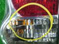 фонарь задний левый Suzuki Grand Vitara 2 поколение 2007, 1.6 л., M16A, бензин, МКПП, синий, внедорожник 3 дв., полный привод, правый руль, 3560364J1 - фото №2