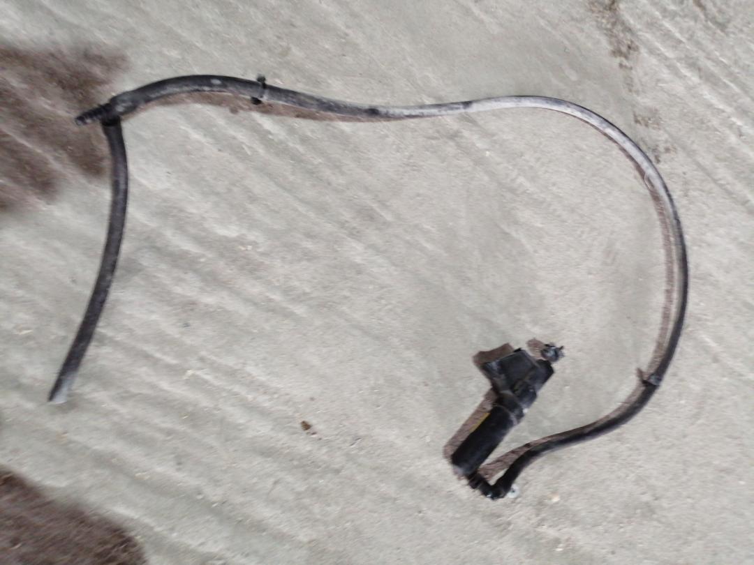 форсунка омывателя фары Volvo V50 1 поколение 2007, 2.5 л., B 5254 T3, бензин, универсал - фото №1