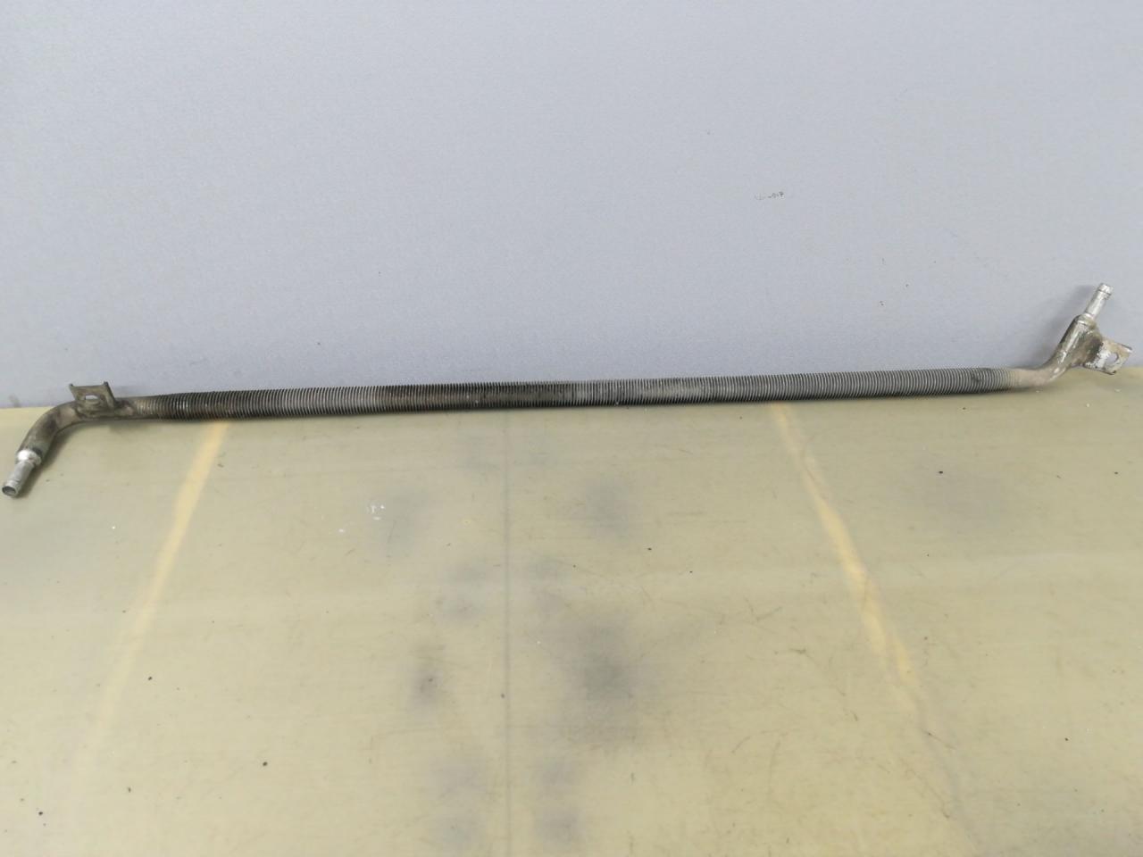 радиатор гидроусилителя Volkswagen Transporter T4 1997, 2.5 л., AET, бензин, МКПП, белый, микроавтобус, правый руль - фото №1