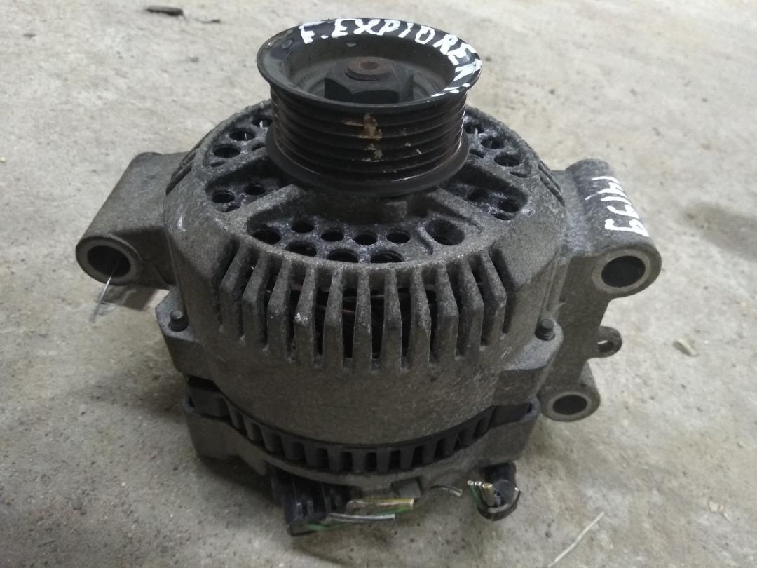 генератор Ford Explorer 2 поколение UN105/UN150 1995, 4.0 л., бензин, АКПП, внедорожник 5 дв. - фото №1