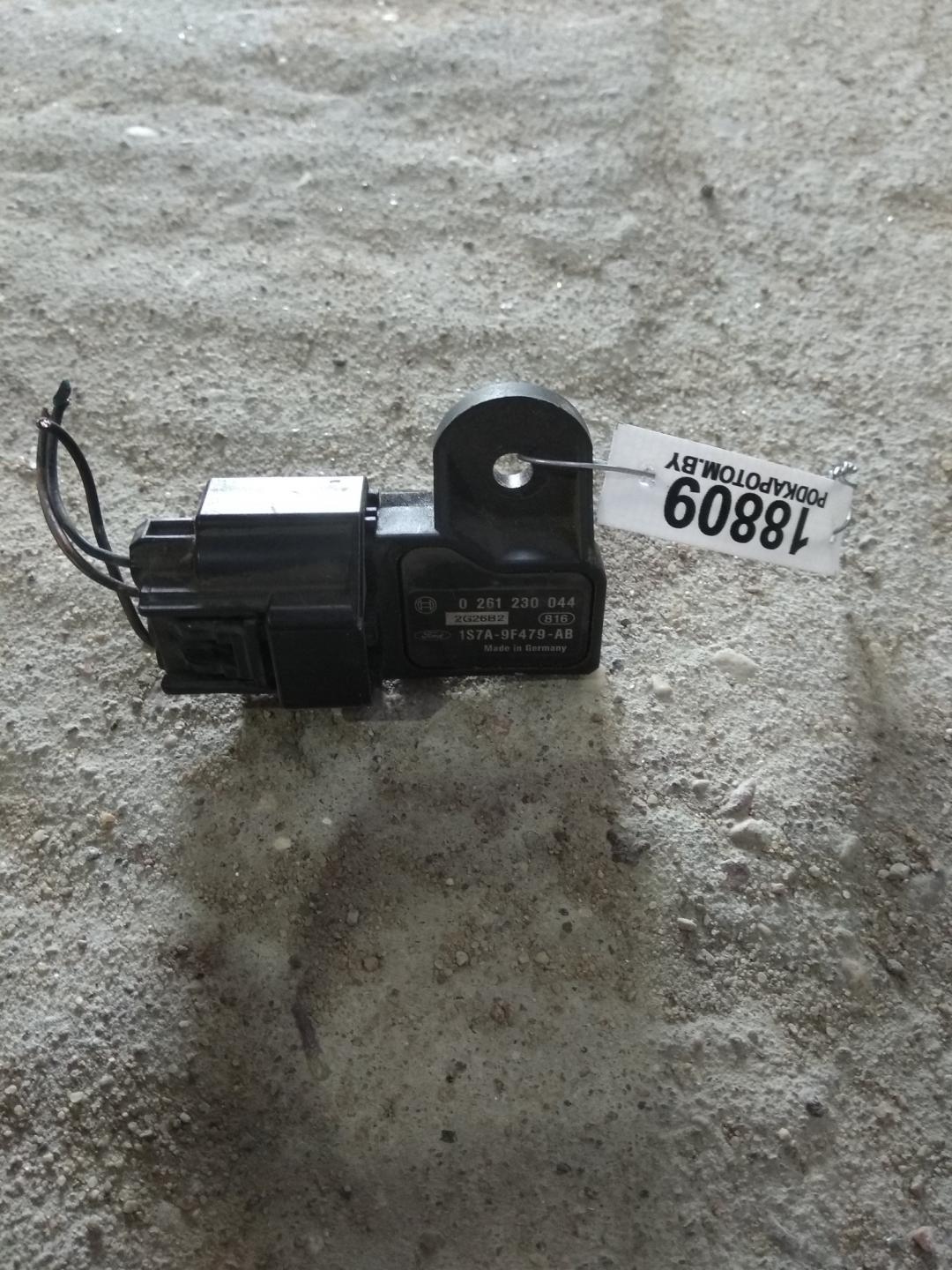 датчик абсолютного давления Ford Explorer 2 поколение UN105/UN150 1997, 4.0 л., бензин, АКПП, внедорожник 5 дв., 0261230044 - фото №1