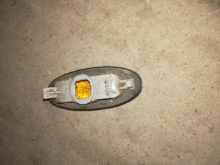 повторитель поворота на крыле левый Mazda Premacy 1 поколение 2001, 2.0 л., RF4F, дизель, минивэн