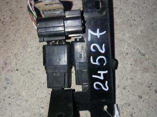 блок предохранителей Jaguar XJ 2 поколение [2-й рестайлинг] 2003, 4.0 л., бензин, АКПП, черный, седан, правый руль