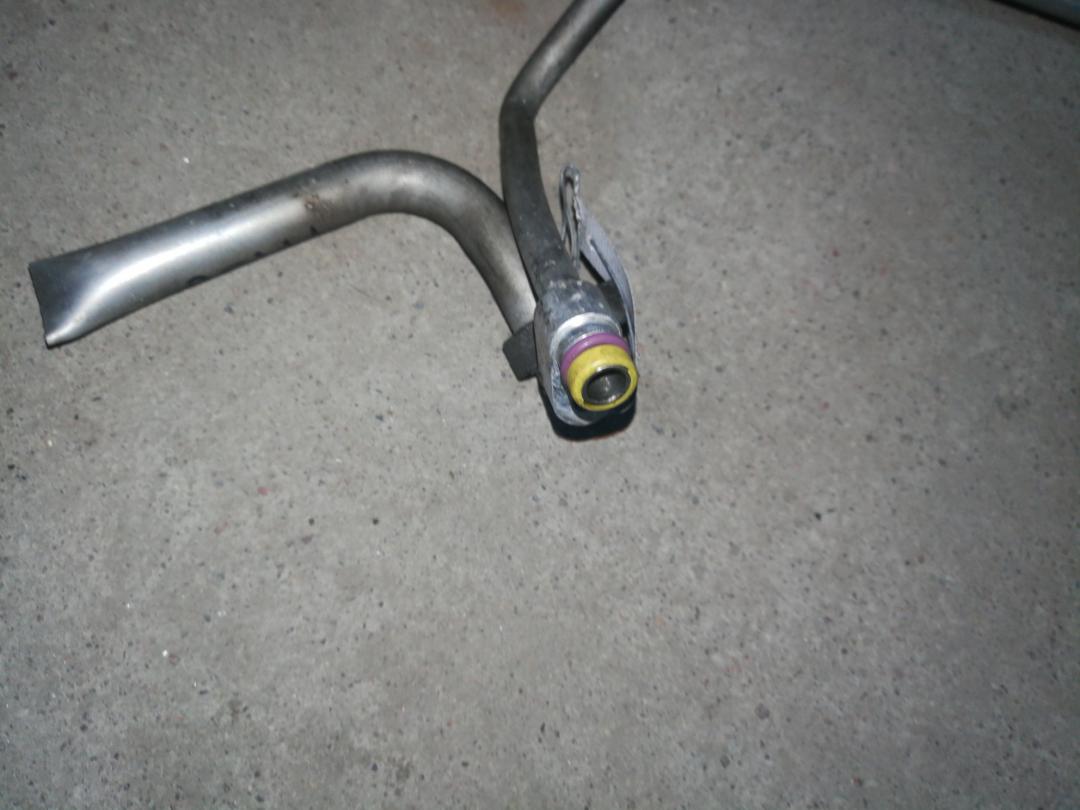 трубка кондиционера Mercedes-Benz A-Класс W169 2005, 2.0 л., бензин, АКПП, серебристый, хетчбэк 5 дв. - фото №1