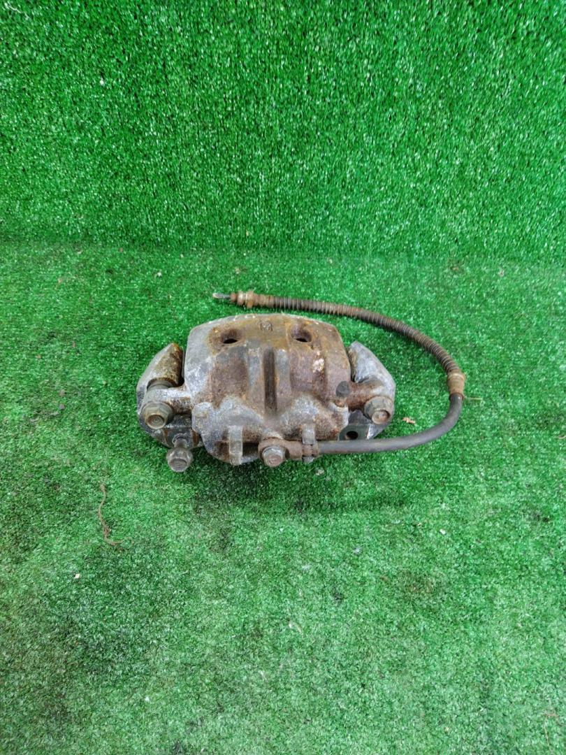 суппорт передний правый Chrysler Voyager 3 поколение 1999 - фото №1