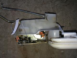 замок двери передней левой Mitsubishi L200 3 поколение 2000, 2.4 л., 4G64 (16V), бензин, пикап