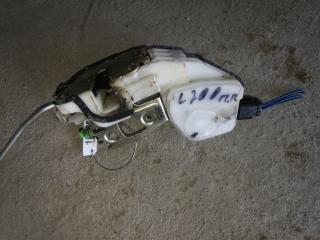 замок двери передней правой Mitsubishi L200 3 поколение 2004, 2.4 л., 4G64 (16V), бензин, пикап