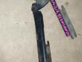 петля капота Mazda 323 6 поколение 1998, 1.8 л., FP, бензин, МКПП, черный, хетчбэк 5 дв., правый руль - фото №4