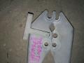 петля капота Mazda Tribute 1 поколение 2002, 2.0 л., бензин, АКПП, внедорожник 5 дв., правый руль - фото №3