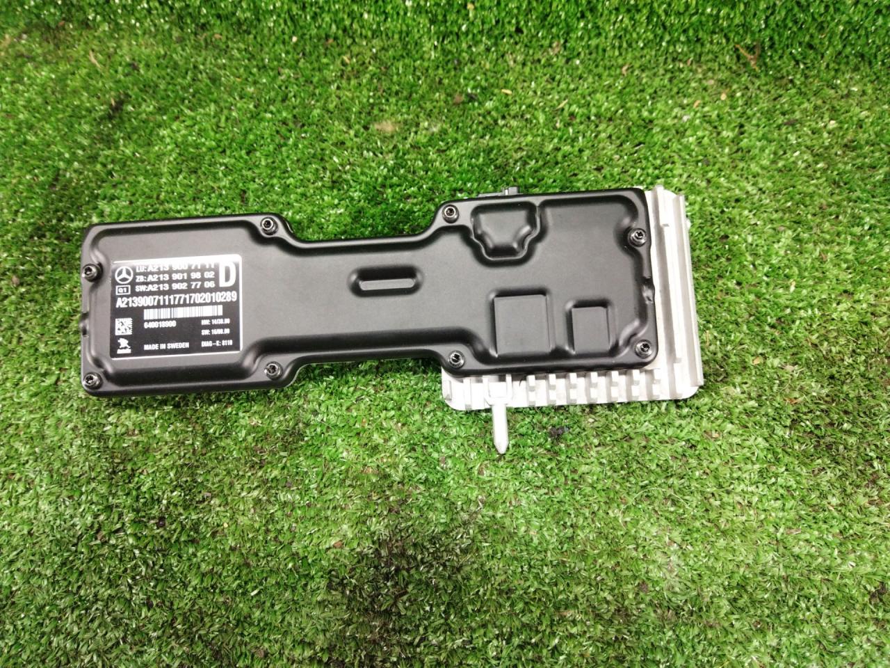 камера переднего обзора Mercedes-Benz E-Класс W213/S213/C238/A238 2018, A2139007111, A2139019802, A2139027706 - фото №1