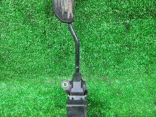 педаль Toyota Avensis 3 поколение (T270) [рестайлинг] ADT270 2012, 2.0 л., D-4D, 1AD-FTV, дизель, МКПП, темно-синий, универсал, передний привод, правый руль, 7811005021