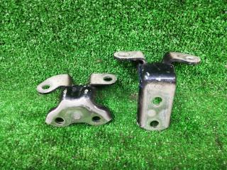 петля двери Toyota Avensis 3 поколение (T270) [рестайлинг] ADT270 2012, 2.0 л., D-4D, 1AD-FTV, дизель, МКПП, темно-синий, универсал, передний привод, правый руль