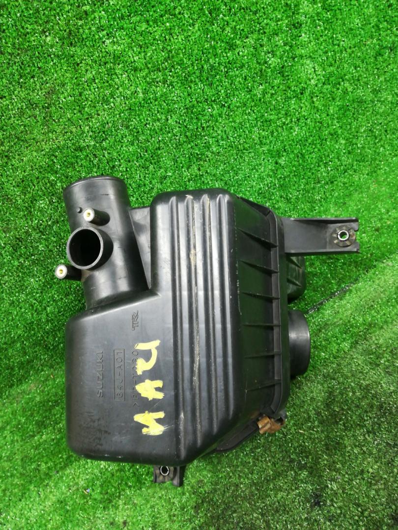 корпус воздушного фильтра Suzuki Grand Vitara 2 поколение 2007, 1.6 л., M16A, бензин, МКПП, синий, внедорожник 3 дв., полный привод, правый руль, 64JA01 - фото №1