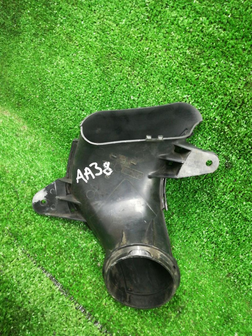 воздухозаборник Ford Kuga 1 поколение 2012, 2.5 л., HYDC, бензин, АКПП, внедорожник 5 дв., полный привод, правый руль - фото №1